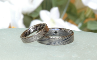 Black and White Diamond Inside Rings